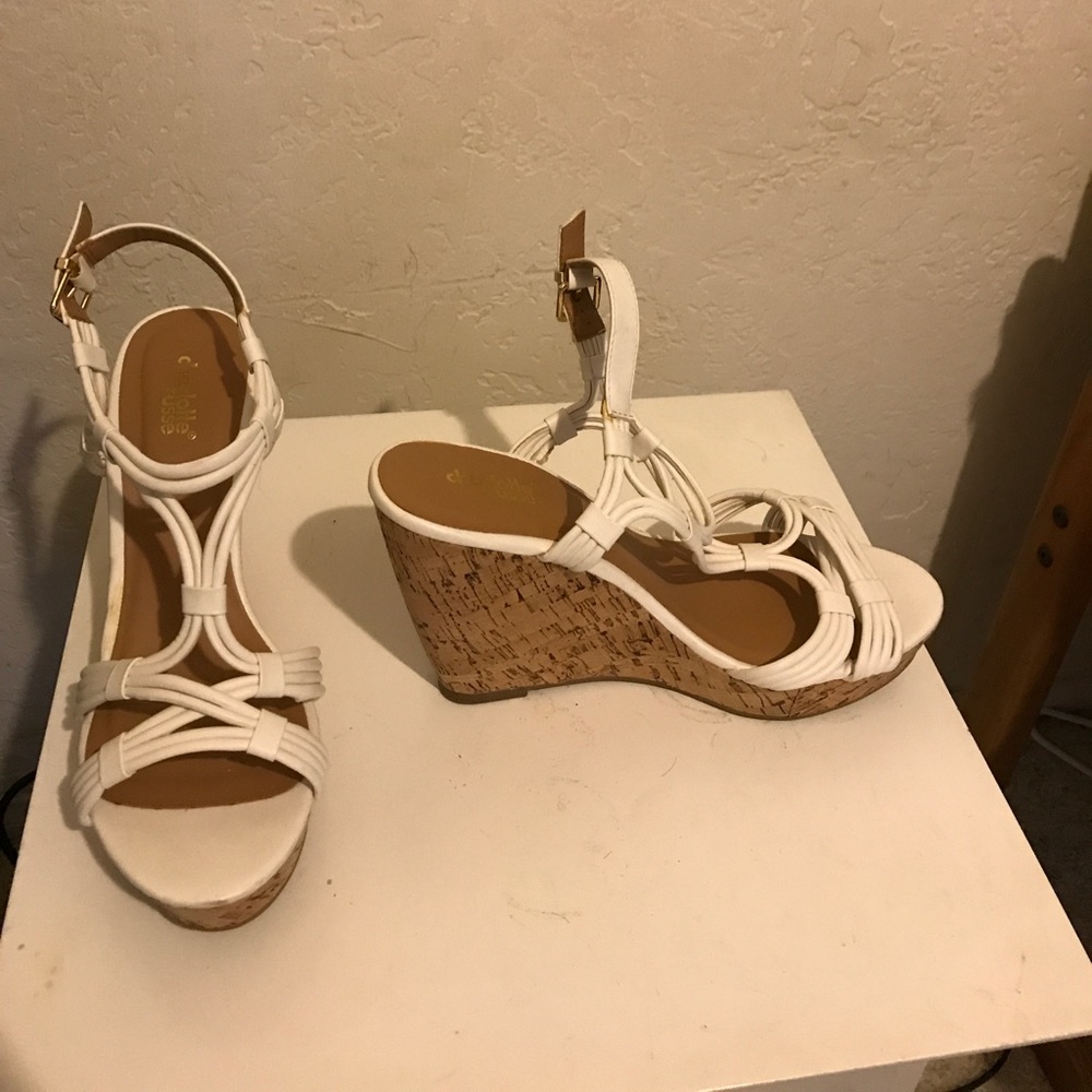 Shoes - Picture 2 of 4